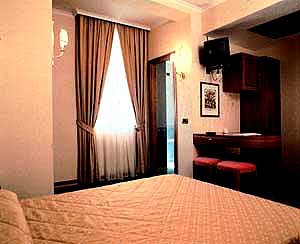 TRAVELODGE MANCHESTER DIDSBURY