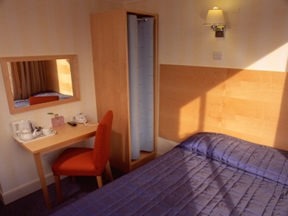 Victoria House Hotel