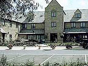 Witney Four Pillars Hotel - Witney