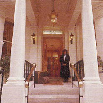 Claverly Hotel