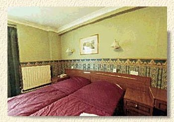 Green Court Hotel