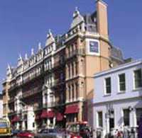 Kensington Moat House