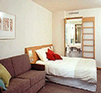 Novotel London City South